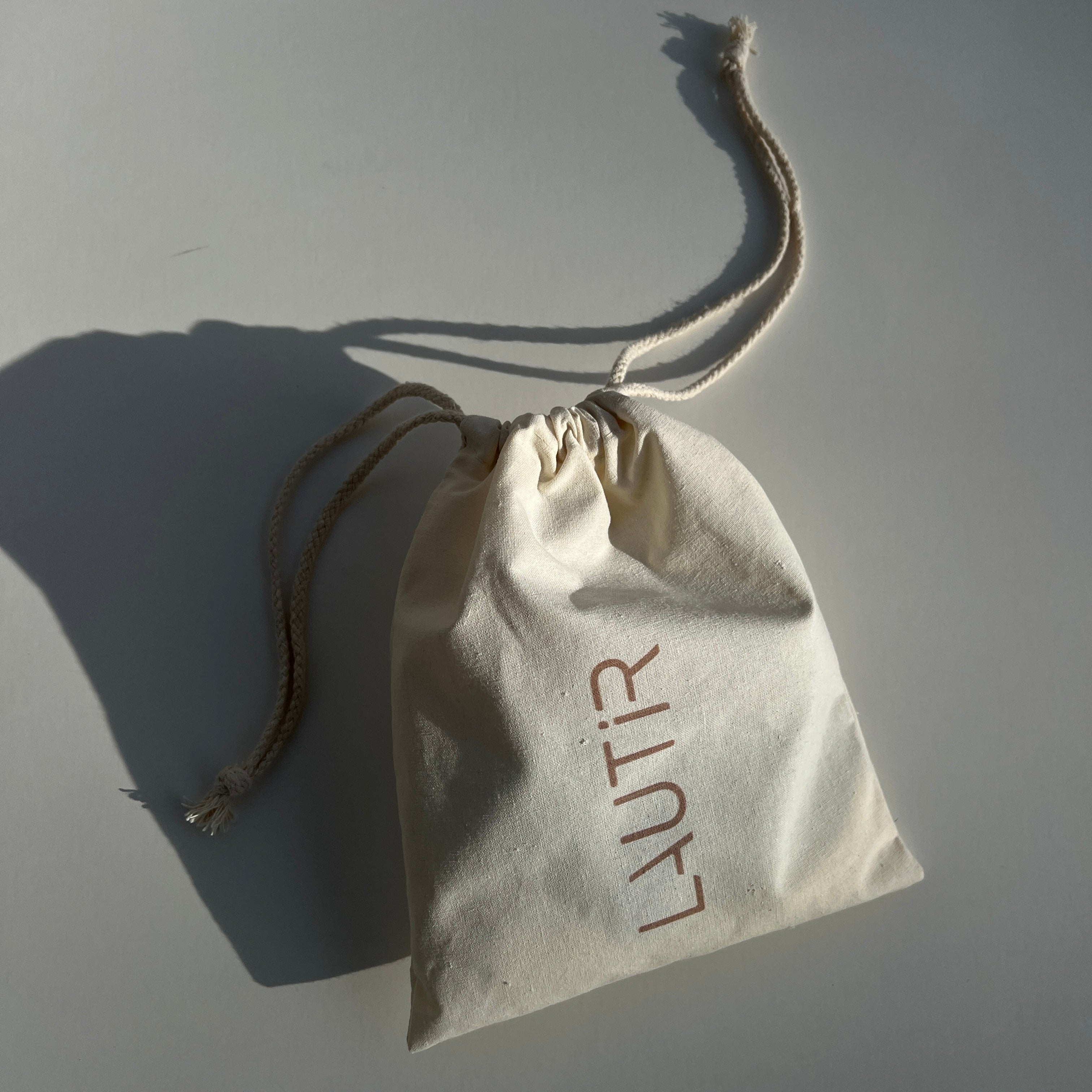 Signature LAUTIR  Reusable Organic Cotton Sachet